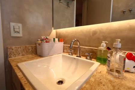 Apartamento à venda com 112m², 3 quartos e 2 vagasBanheiro da Suíte 1