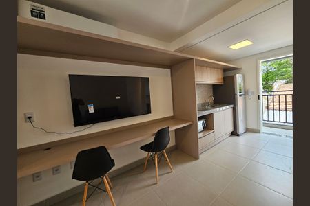 Detalhe Sala de kitnet/studio para alugar com 1 quarto, 30m² em Parque Colonial, São Paulo