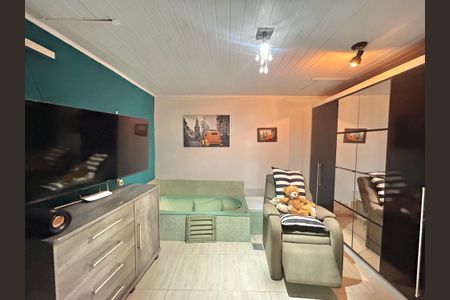 Casa à venda com 170m², 3 quartos e 1 vagaSuíte