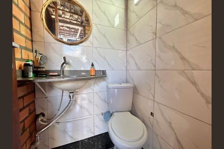 Casa à venda com 170m², 3 quartos e 1 vagaLavabo