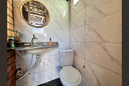 Casa à venda com 170m², 3 quartos e 1 vagaLavabo