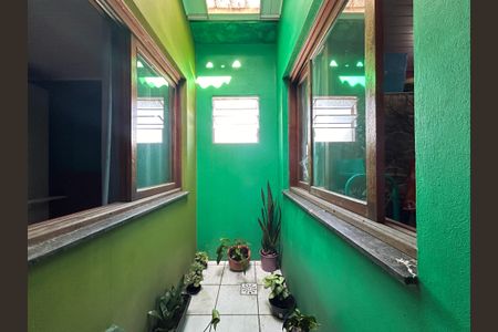 Casa à venda com 170m², 3 quartos e 1 vagaPátio