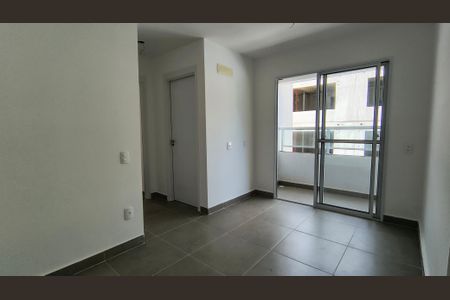 Sala de apartamento para alugar com 2 quartos, 66m² em Recreio dos Bandeirantes, Rio de Janeiro