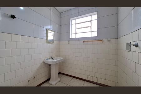 Casa para alugar com 80m², 2 quartos e sem vagaBanheiro 1