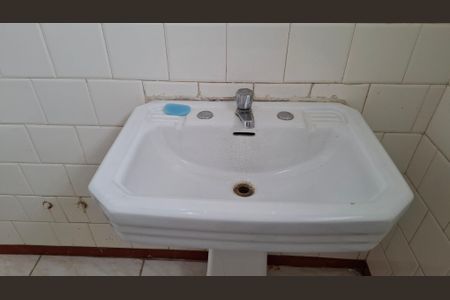 Casa para alugar com 80m², 2 quartos e sem vagaBanheiro 1