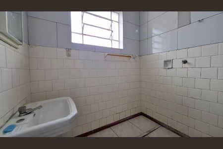 Casa para alugar com 80m², 2 quartos e sem vagaBanheiro 1