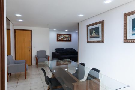 Apartamento para alugar com 84m², 3 quartos e 2 vagassala