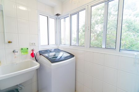 Apartamento à venda com 73m², 2 quartos e 1 vaga Apartamento à venda com 73m², 2 quartos e 1 vagaÁrea de Serviço