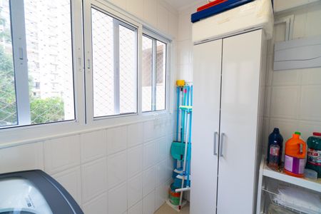Apartamento à venda com 73m², 2 quartos e 1 vaga Apartamento à venda com 73m², 2 quartos e 1 vagaÁrea de Serviço