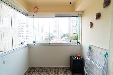 Apartamento à venda com 73m², 2 quartos e 1 vaga Apartamento à venda com 73m², 2 quartos e 1 vagaSacada da Sala