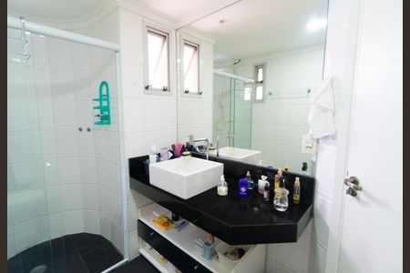 Apartamento à venda com 73m², 2 quartos e 1 vaga Apartamento à venda com 73m², 2 quartos e 1 vagaBanheiro da Suíte