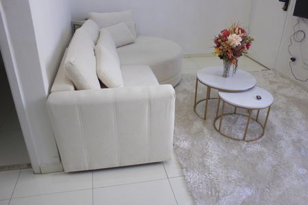 Sala  de apartamento para alugar com 2 quartos, 46m² em Jardim Ansalca, Guarulhos