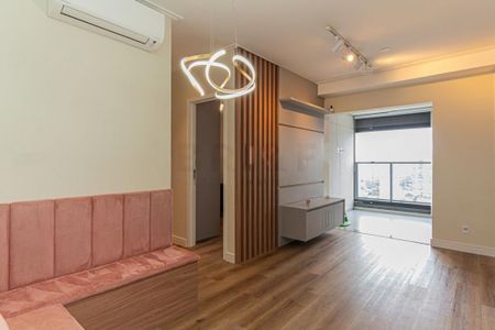 Apartamento à venda com 2 quartos, 61m² em Jardim das Acacias, São Paulo