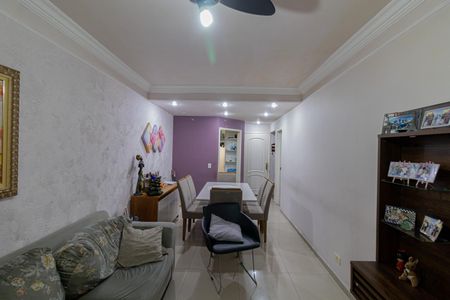 Casa de condomínio para alugar com 120m², 3 quartos e 1 vaga Casa de condomínio para alugar com 120m², 3 quartos e 1 vagaSala