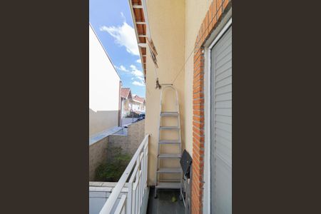 Casa de condomínio para alugar com 120m², 3 quartos e 1 vaga Casa de condomínio para alugar com 120m², 3 quartos e 1 vagaVaranda Suíte