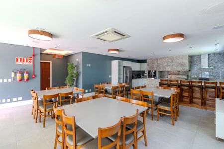 Apartamento à venda com 230m², 3 quartos e 2 vagasÁrea comum - Salão de festas