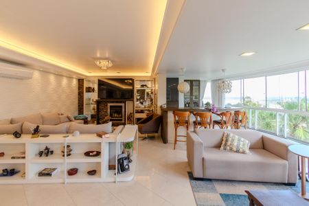 Apartamento à venda com 230m², 3 quartos e 2 vagasSala de TV