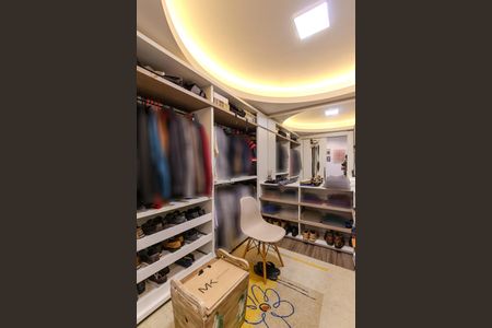 Apartamento à venda com 230m², 3 quartos e 2 vagasCloset da suíte