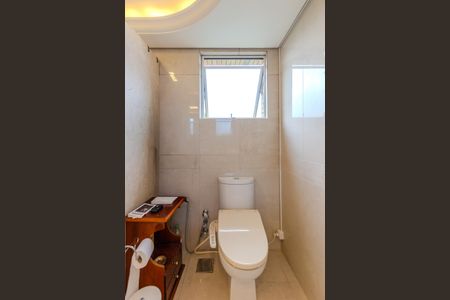 Apartamento à venda com 230m², 3 quartos e 2 vagasBanheiro da Suíte