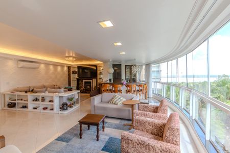 Apartamento à venda com 230m², 3 quartos e 2 vagasSala