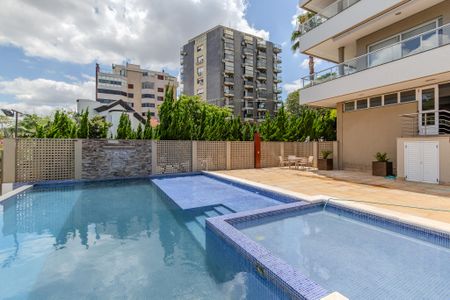 Apartamento à venda com 230m², 3 quartos e 2 vagasÁrea comum - Piscina