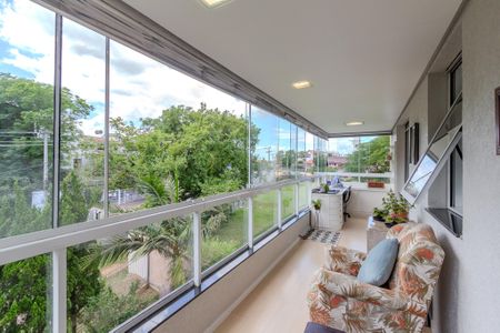 Apartamento à venda com 230m², 3 quartos e 2 vagasVaranda da Suíte