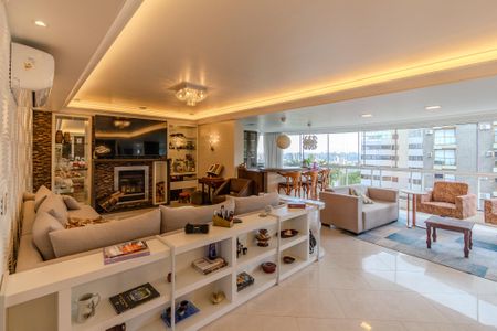 Apartamento à venda com 230m², 3 quartos e 2 vagasSala