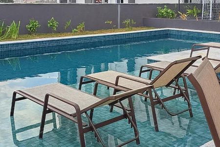 Apartamento à venda com 34m², 2 quartos e sem vaga Apartamento à venda com 34m², 2 quartos e sem vagaÁrea comum - Piscina