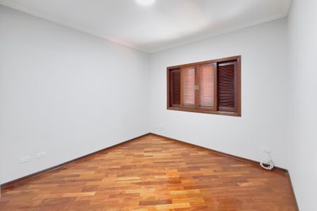 Casa de condomínio para alugar com 240m², 4 quartos e 2 vagas Casa de condomínio para alugar com 240m², 4 quartos e 2 vagasSuíte