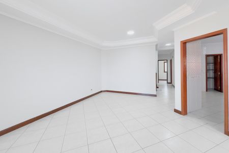 Sala de casa de condomínio para alugar com 4 quartos, 240m² em Urbanova, São José dos Campos