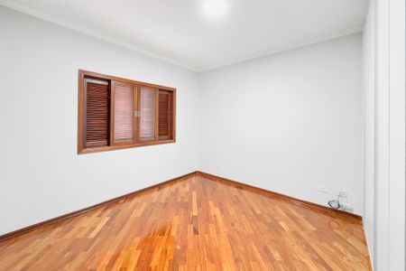 Casa de condomínio para alugar com 240m², 4 quartos e 2 vagas Casa de condomínio para alugar com 240m², 4 quartos e 2 vagasQuarto