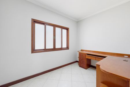 Casa de condomínio para alugar com 240m², 4 quartos e 2 vagas Casa de condomínio para alugar com 240m², 4 quartos e 2 vagasEscritório