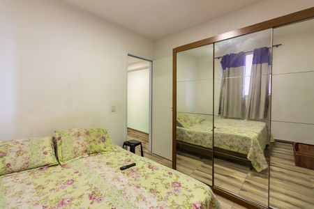 Quarto 2 de apartamento para alugar com 2 quartos, 38m² em Santa Maria, Osasco