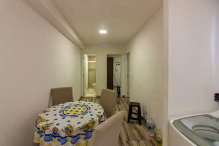 Sala de apartamento para alugar com 2 quartos, 38m² em Santa Maria, Osasco