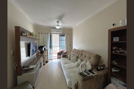 Sala de apartamento para alugar com 2 quartos, 72m² em Campinho, Rio de Janeiro
