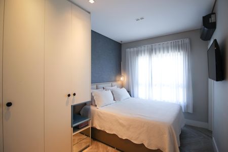 Suíte  de apartamento à venda com 2 quartos, 85m² em Indianópolis, São Paulo