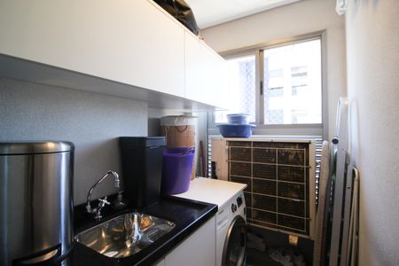 Apartamento à venda com 85m², 2 quartos e 2 vagasÁrea de Serviço