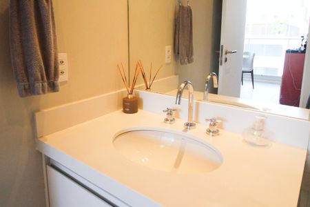 Apartamento à venda com 85m², 2 quartos e 2 vagasBanheiro