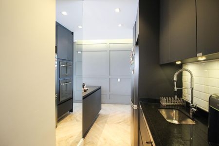 Apartamento à venda com 85m², 2 quartos e 2 vagasCozinha