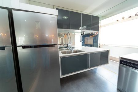 Apartamento para alugar com 156m², 2 quartos e 2 vagasCozinha