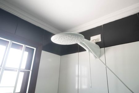 Casa para alugar com 200m², 2 quartos e 2 vagasBanheiro da Suíte