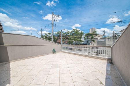 Casa para alugar com 200m², 2 quartos e 2 vagasSuíte  - Varanda