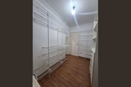 Casa para alugar com 200m², 3 quartos e 4 vagas
