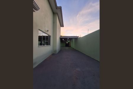 Casa para alugar com 200m², 3 quartos e 4 vagas