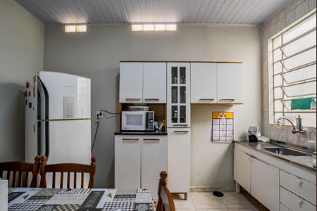 Casa à venda com 500m², 4 quartos e 3 vagasCozinha e Área de Serviço