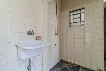 Casa à venda com 220m², 3 quartos e 2 vagasÁrea de Serviço