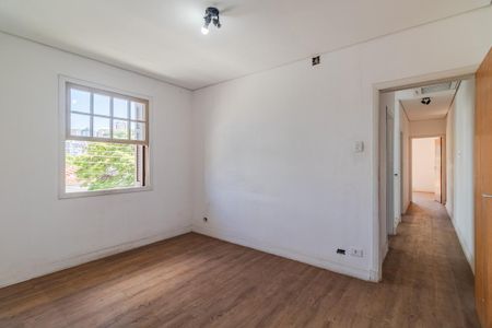 Casa à venda com 220m², 3 quartos e 2 vagasSuíte 3