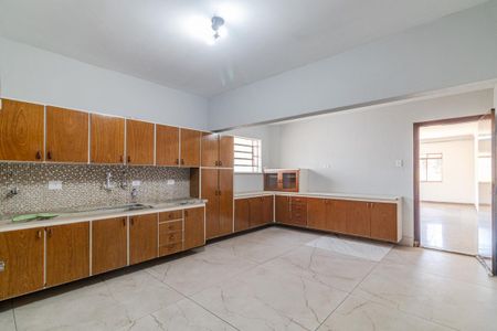 Casa à venda com 220m², 3 quartos e 2 vagasCozinha