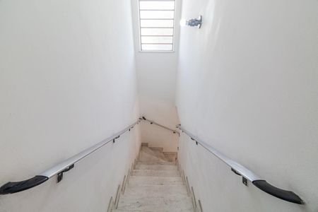 Casa à venda com 220m², 3 quartos e 2 vagasCorredor