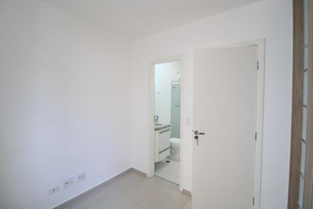 Casa de condomínio à venda com 81m², 2 quartos e 2 vagasSuíte 1